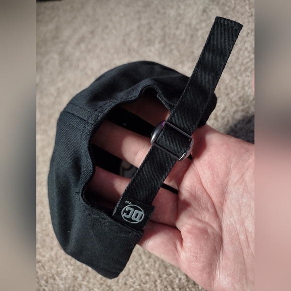 DC Comics Batman adjustable hat - Picture 6 of 7